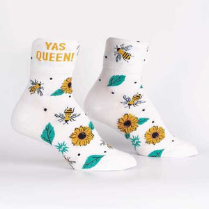Socks -"Yas Queen"